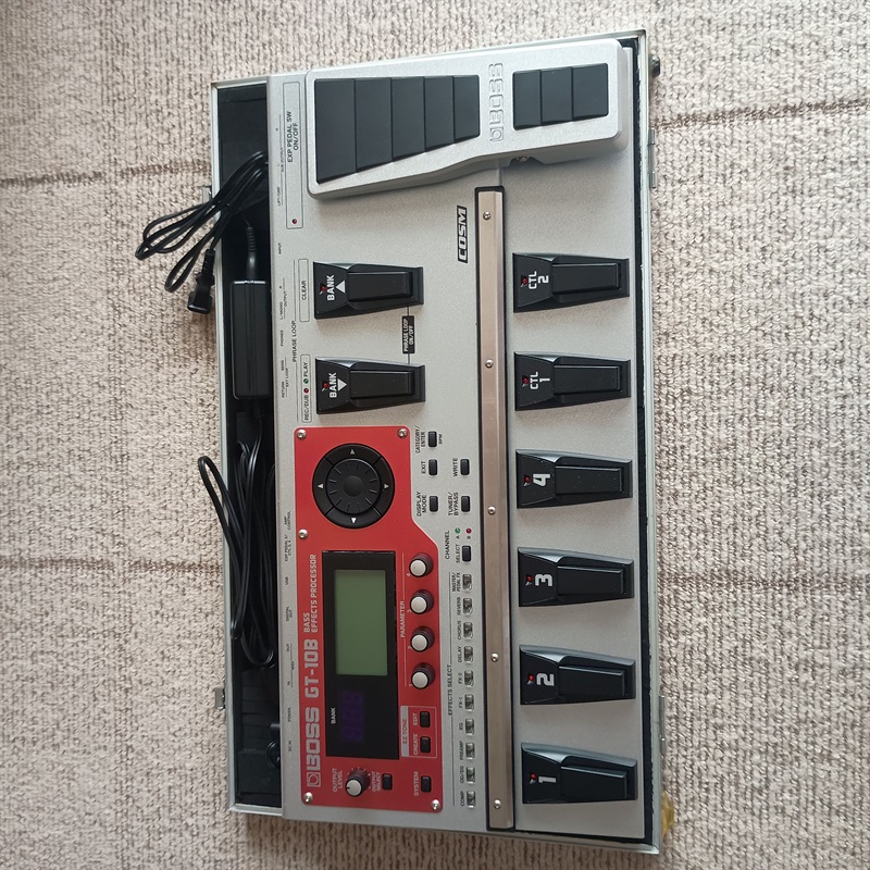 BOSS GT-10Bの画像